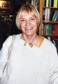 Pauline Bewick
